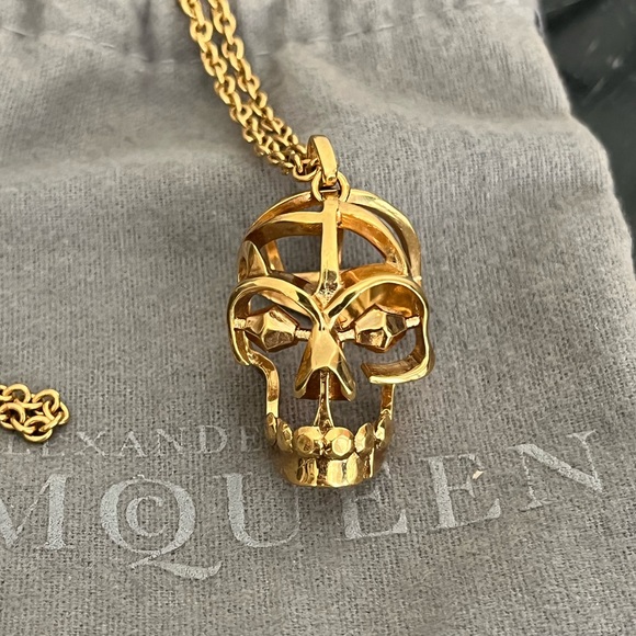 Alexander McQueen Skull Necklace - Picture 8 of 17